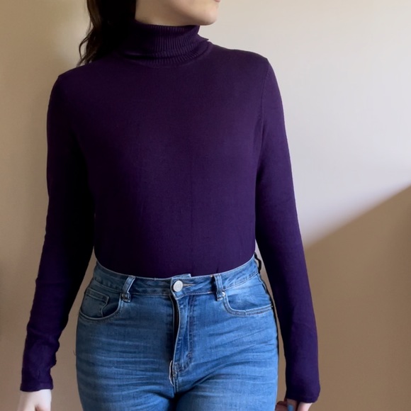 Purple Turtleneck - Picture 4 of 9